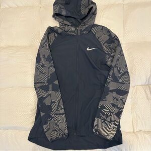 NWOT Nike running jacket - water repellent, NAVY